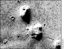 Pamje mahnitese nga Marsi pa pergjigje Attachment