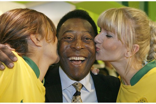 Emri:  2007-10-31t114711z_01_clg01_rtridsp_3_soccer-world-brazil_25115_full-lnd.jpg

Shikime: 241

Madhsia:  48.3 KB
