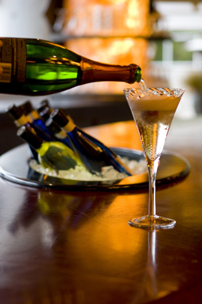 Emri:  champagne-large.jpg

Shikime: 289

Madhsia:  76.8 KB