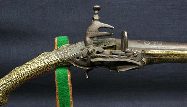 Emri:  display_801_OTTOMAN_ALBANIAN_RAT-TAIL_MIQUELET_PISTOL_CA_1805_633664294536437500.jpg

Shikime: 1691

Madhsia:  30.5 KB