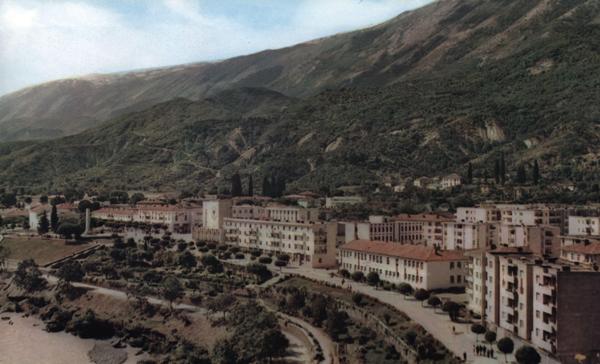 Emri:  Permeti 1944-1985.JPG

Shikime: 1930

Madhsia:  38.6 KB