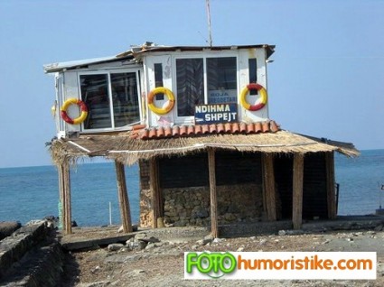 Emri:  normal_E_mbani_mend_BAYWATCH.jpg

Shikime: 657

Madhsia:  42.3 KB