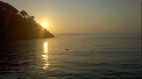 Emri:  2010-08-07_20-04-14_437.jpg

Shikime: 250

Madhsia:  23.0 KB