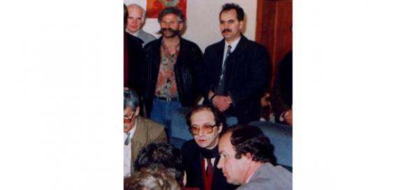 Emri:  largea_rugova-jashari1353887434.jpg

Shikime: 87

Madhsia:  13.3 KB