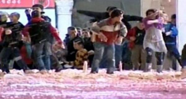 Emri:  torta2.jpg

Shikime: 484

Madhsia:  28.6 KB
