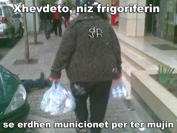 Emri:  205451_4775837669443_972388113_n.jpg

Shikime: 406

Madhsia:  43.2 KB