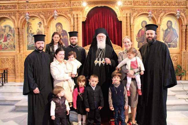 Emri:  KryepeshkopiAnastas40VjetoriHirotonisjesPeshkop.jpg

Shikime: 810

Madhsia:  46.3 KB