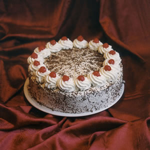 Emri:  schwarzwaelder_kirschtorte.jpg

Shikime: 7535

Madhsia:  22.8 KB