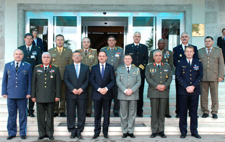Emri:  pres-nishani-konf-shefat-e-mbrojtjes-3.jpg

Shikime: 254

Madhsia:  45.6 KB