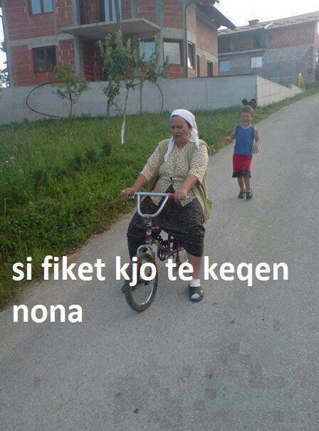 Emri:  996625_652610528117046_701350066_n.jpg

Shikime: 2068

Madhsia:  41.5 KB