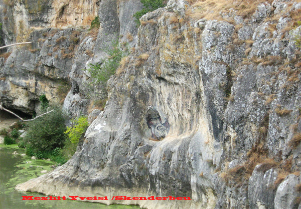 Emri:  Mexhid Yveisi Skenderbeu.jpg

Shikime: 606

Madhsia:  194.5 KB