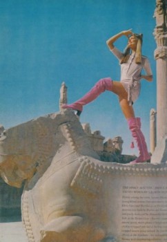 Emri:  Vogue1969_4-242x350.jpg

Shikime: 319

Madhsia:  19.3 KB