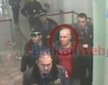 Emri:  79941_4.jpg

Shikime: 1420

Madhsia:  24.7 KB
