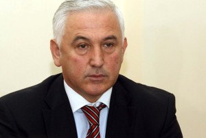 Emri:  reformn-n-drejtsi-300x202.jpg

Shikime: 3860

Madhsia:  11.0 KB