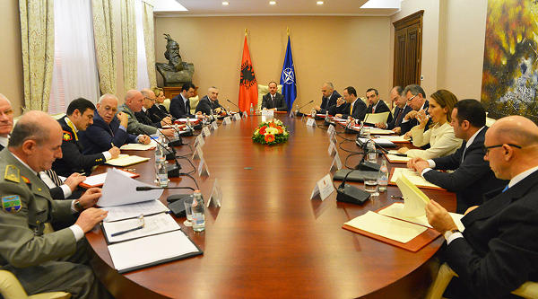 Emri:  presidenti-nishani-mbledhja-e-ksk.jpg

Shikime: 117

Madhsia:  70.1 KB