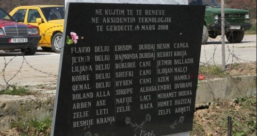 Emri:  82303.jpg

Shikime: 1849

Madhsia:  124.4 KB