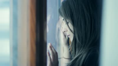 Emri:  stock-footage-sad-girl-near-window-thinking-about-something.jpg

Shikime: 2742

Madhsia:  7.1 KB