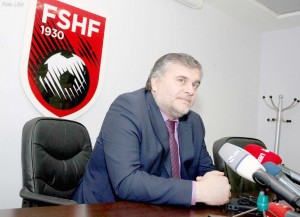 Emri:  TAKAJ_LSA-300x217.jpg

Shikime: 1850

Madhsia:  20.3 KB