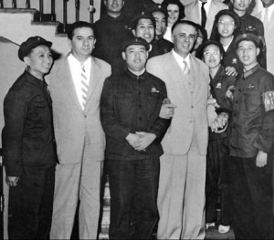 Emri:  HYSNI-KAPO-DHE-ENVER-HOXHA-ME-NJE-DELEGACION-TE-PARTISE-KOMUNISTE-KINEZE-TE-SHTEPIA-KU-U-KRIJUA-.jpg

Shikime: 5828

Madhsia:  24.7 KB