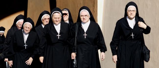 Emri:  nuns-1-e1355923058513.jpg

Shikime: 3655

Madhsia:  24.6 KB