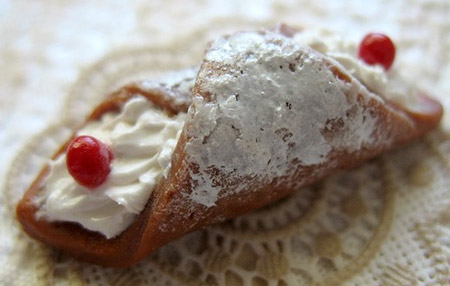 Emri:  cannolo_siciliano.jpg

Shikime: 121

Madhsia:  34.1 KB