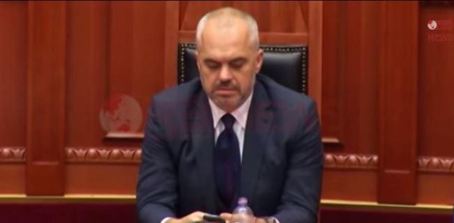 Emri:  dererer-655x322.jpg

Shikime: 625

Madhsia:  17.2 KB