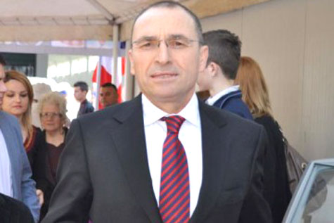 Emri:  Nikollaq-Neranxi.jpg

Shikime: 440

Madhsia:  27.3 KB