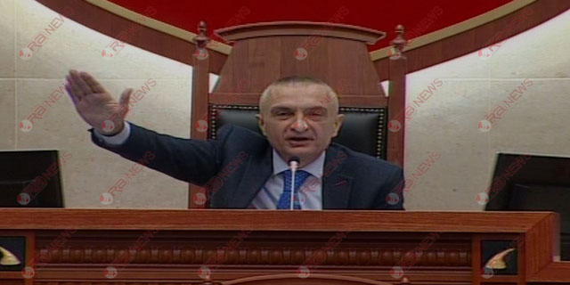 Emri:  Meta-ne-kuvend.jpg

Shikime: 374

Madhsia:  56.8 KB