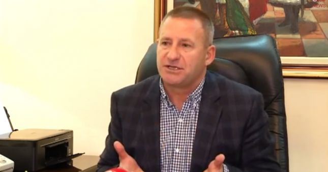 Emri:  nardndoka.jpg

Shikime: 196

Madhsia:  24.1 KB