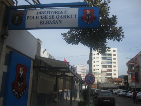 Emri:  Policia-e-Elbasanit2-466x350.jpg

Shikime: 599

Madhsia:  42.5 KB