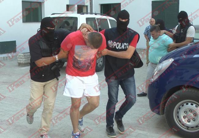 Emri:  arrestuari-1.jpg

Shikime: 837

Madhsia:  45.8 KB