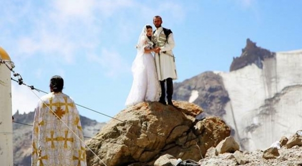 Emri:  matrimonio_Kazbegi1.jpg

Shikime: 2556

Madhsia:  127.7 KB