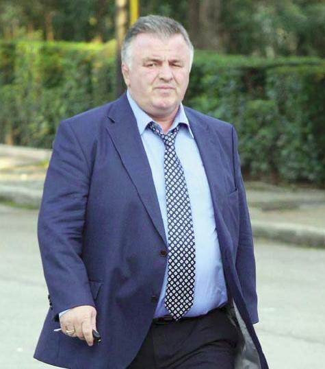 Emri:  Paulin_Sterkaj.jpg

Shikime: 2025

Madhsia:  31.4 KB