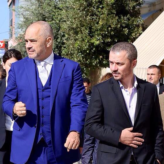 Emri:  166667.jpg

Shikime: 325

Madhsia:  58.8 KB