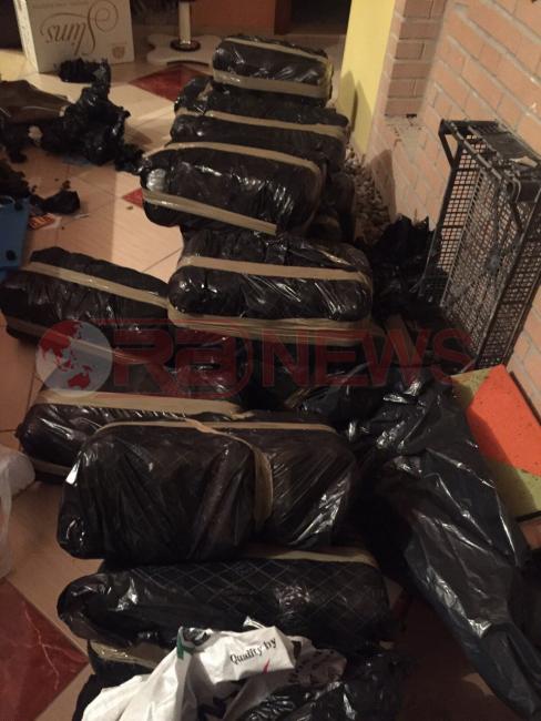 Emri:  droga-durres-2.jpg

Shikime: 473

Madhsia:  48.2 KB