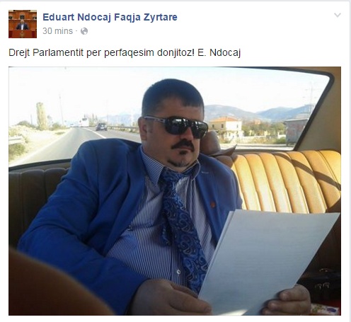 Emri:  ndocaj-fb-letrat.jpg

Shikime: 952

Madhsia:  62.5 KB