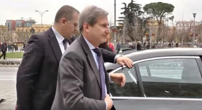 Emri:  hahn-ne-tirane2-655x356.jpg

Shikime: 213

Madhsia:  32.8 KB