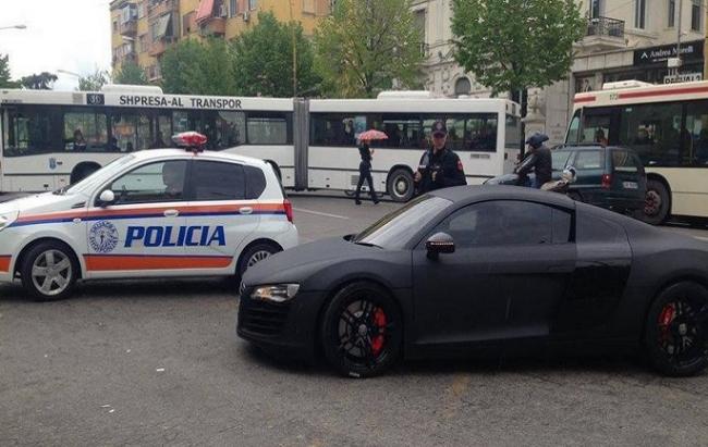 Emri:  supermakina-r8.jpg

Shikime: 1096

Madhsia:  47.7 KB