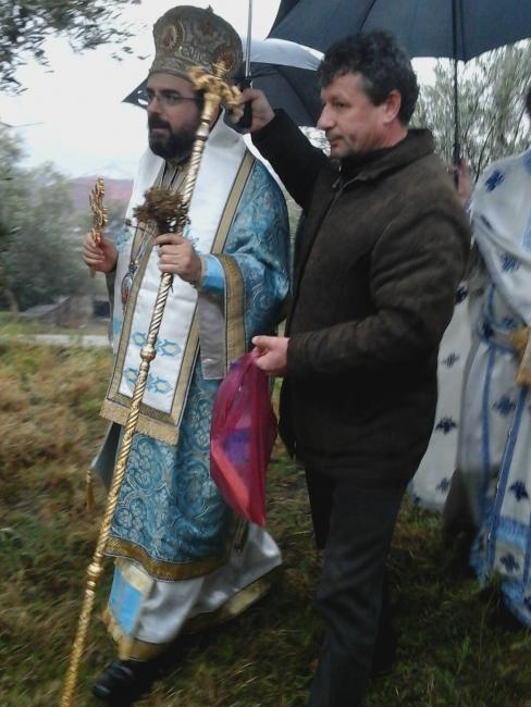 Emri:  uji_bekuar_elbasan2.jpg

Shikime: 511

Madhsia:  49.6 KB