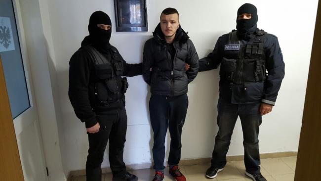 Emri:  SINANI1.jpg

Shikime: 320

Madhsia:  26.4 KB
