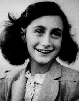 Emri:  Anne_Frank.jpg

Shikime: 4903

Madhsia:  9.6 KB