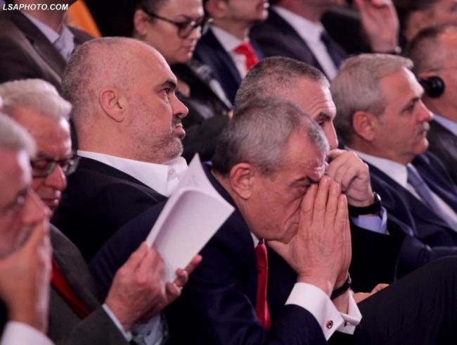 Emri:  Deputeti-i-PS-Gramoz-Ruci-Kryeminitri-Edi-Rama-768x579.jpg

Shikime: 226

Madhsia:  39.2 KB