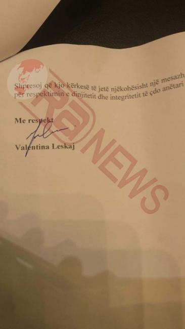Emri:  letra-e-leskajt-2.jpg

Shikime: 422

Madhsia:  16.1 KB