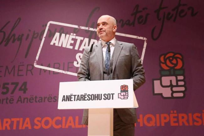 Emri:  edi-rama-ps_0.jpg

Shikime: 310

Madhsia:  31.2 KB