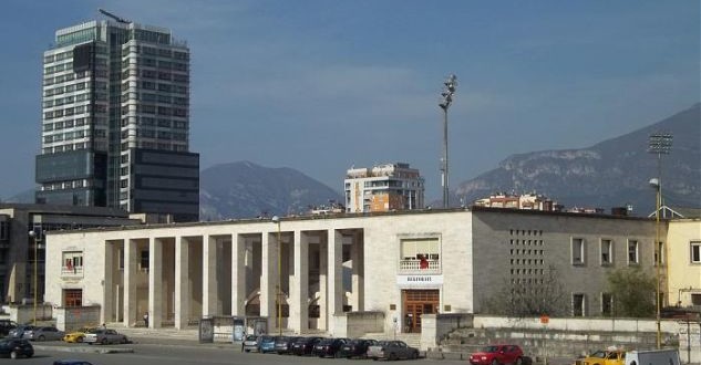 Emri:  rektorati-tirane-633x330.jpg

Shikime: 268

Madhsia:  43.8 KB