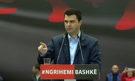 Emri:  1487420914basha.jpg

Shikime: 656

Madhsia:  17.2 KB