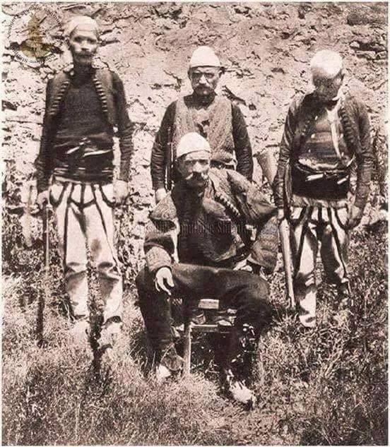 Emri:  Isa B.jpg

Shikime: 1982

Madhsia:  90.9 KB
