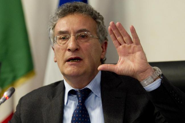 Emri:  o-FRANCO-ROBERTI-facebook.jpg

Shikime: 218

Madhsia:  28.5 KB