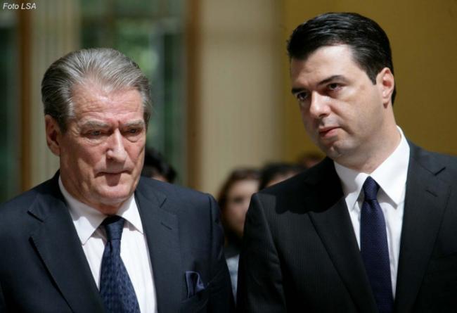 Emri:  berisha-basha-1-696x476.jpg

Shikime: 416

Madhsia:  28.1 KB