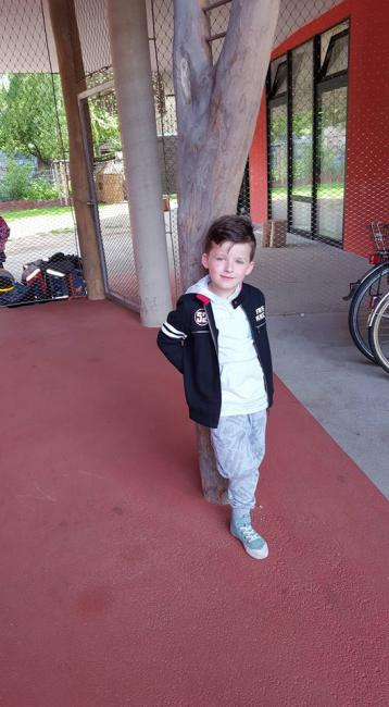 Emri:  ADRIANI ME 30.05.2016.jpg

Shikime: 139

Madhsia:  37.5 KB